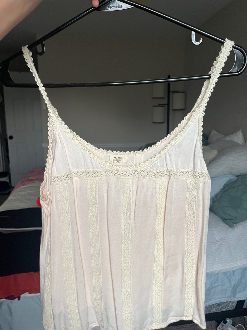 Anthropologie Tiny lace trimmed tank in women’s size small